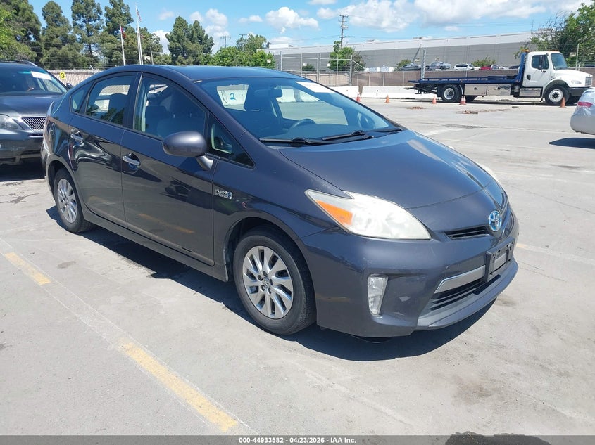 2014 Toyota Prius Plug-In