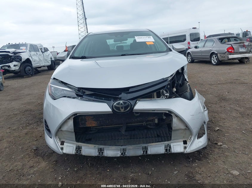 2017 TOYOTA COROLLA LE — Фото 12