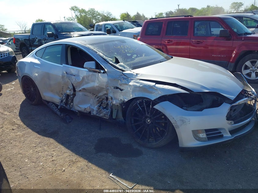 2013 Tesla Model S Performance