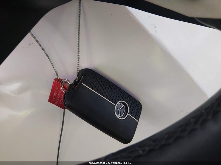 2022 Mazda Cx-30 Preferred VIN: 3MVDMBCL2NM425228 Lot: 44933952