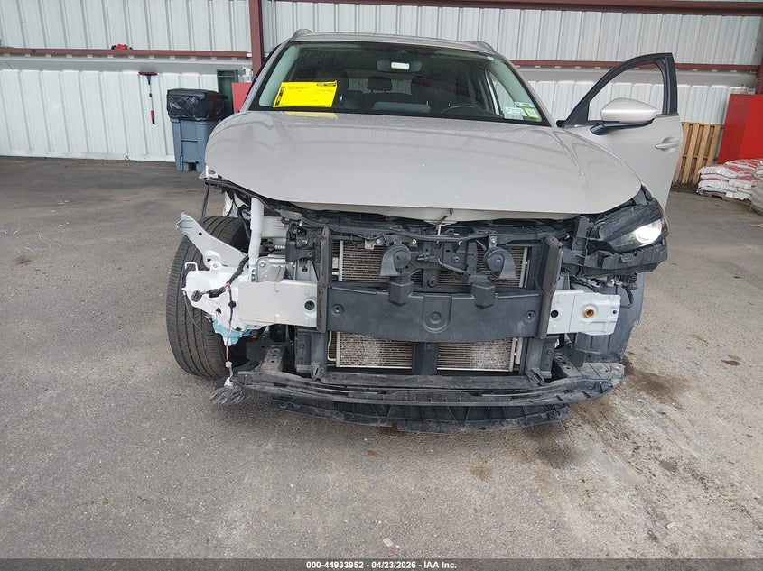 2022 Mazda Cx-30 Preferred VIN: 3MVDMBCL2NM425228 Lot: 44933952