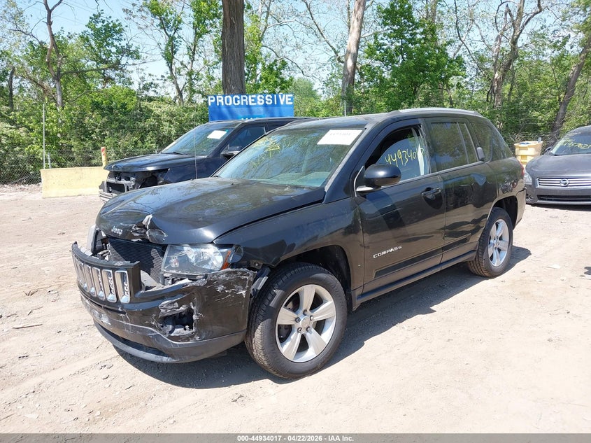 Vin: 1c4njdeb5hd142711, lot: 45431406, jeep compass latitude 4x4 20172