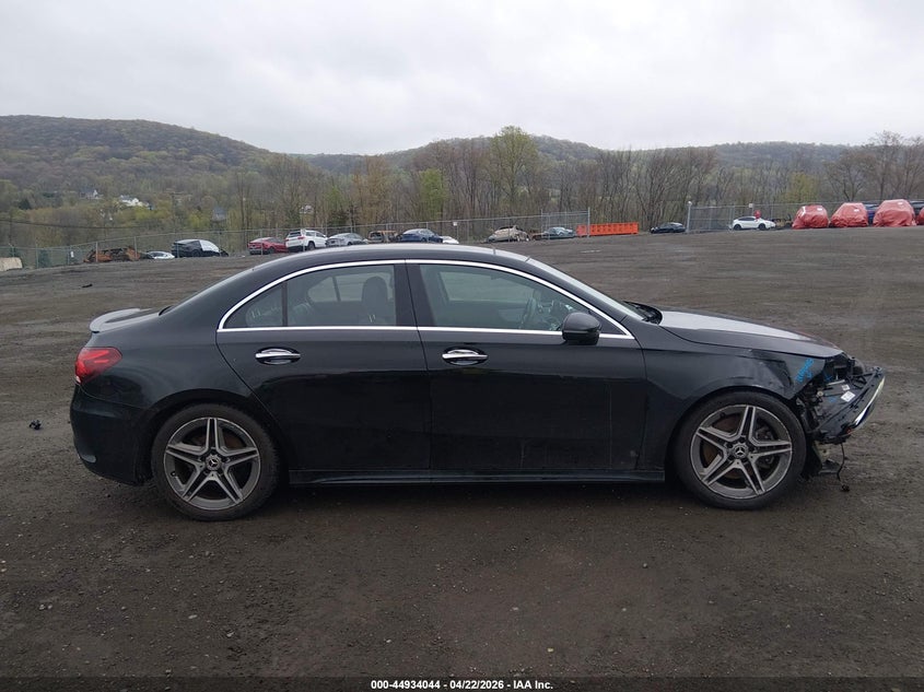 2019 Mercedes-Benz A 220 4Matic VIN: WDD3G4FB4KW023442 Lot: 44934044