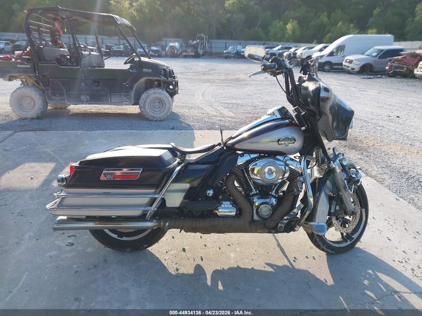 2011 Harley-Davidson Flhtcu VIN: 1HD1FC411BB659296 Lot: 44934136
