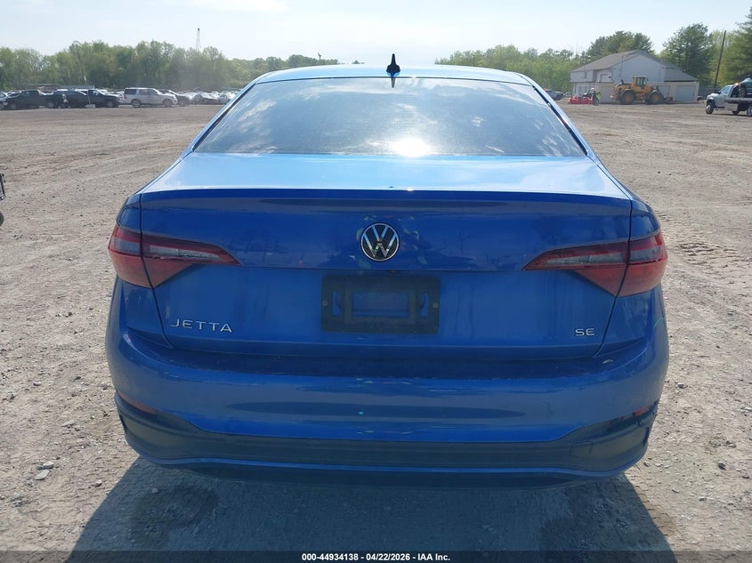 2022 Volkswagen Jetta 1.5T Se VIN: 3VW7M7BU8NM012040 Lot: 44934138