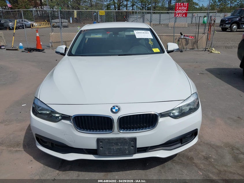 BMW 320I - zdjęcie 12