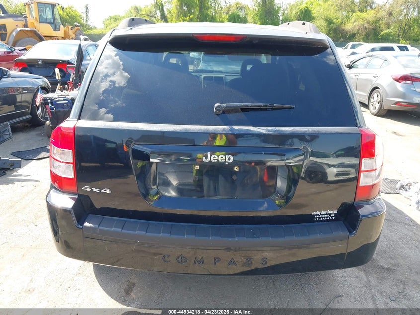 2007 Jeep Compass Sport VIN: 1J8FF47W87D122420 Lot: 44934218