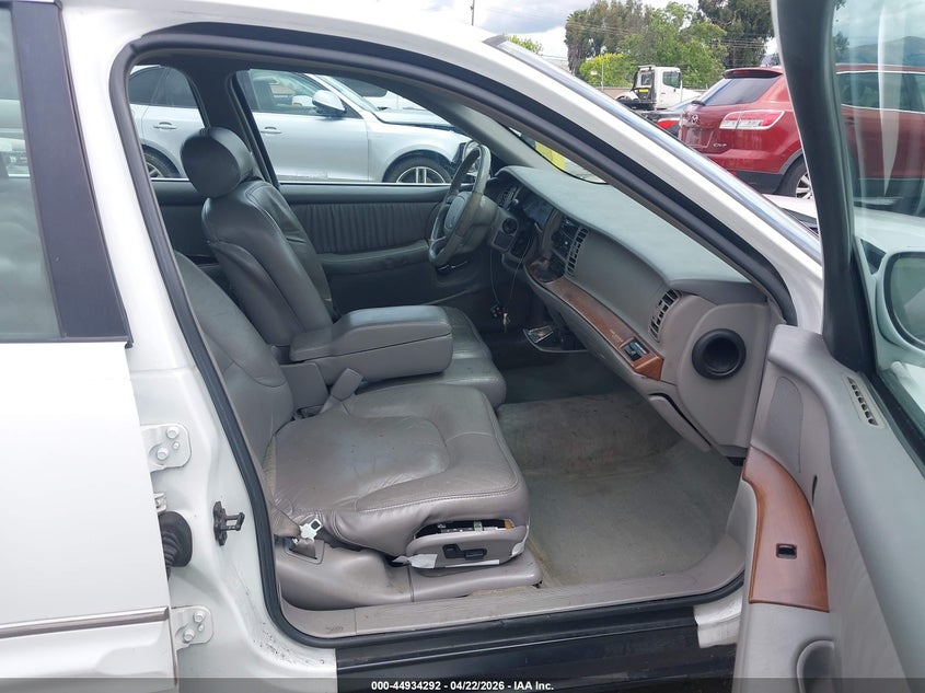 1999 Buick Park Avenue