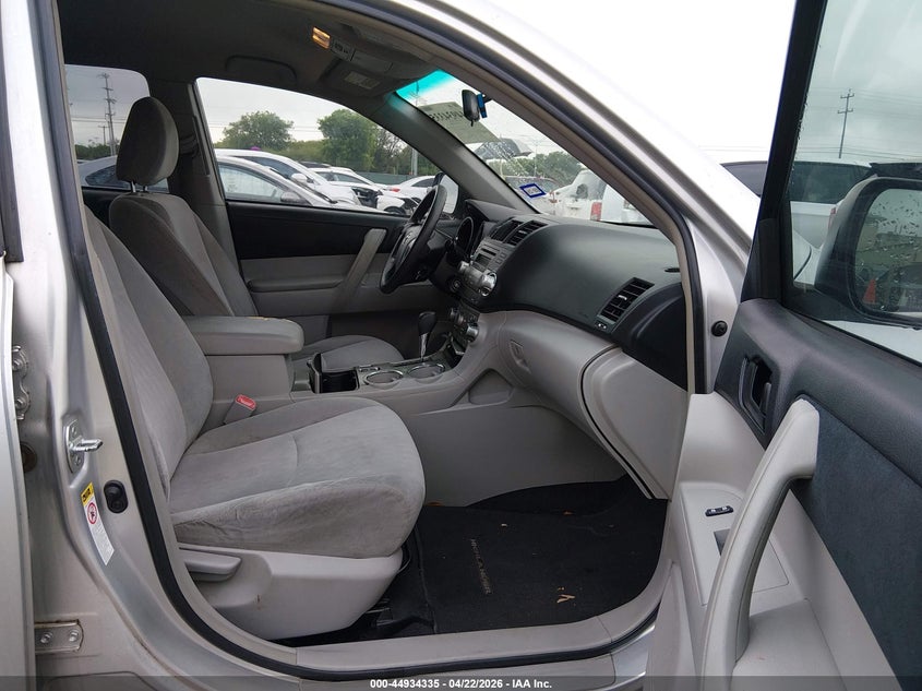 2011 Toyota Highlander Base V6