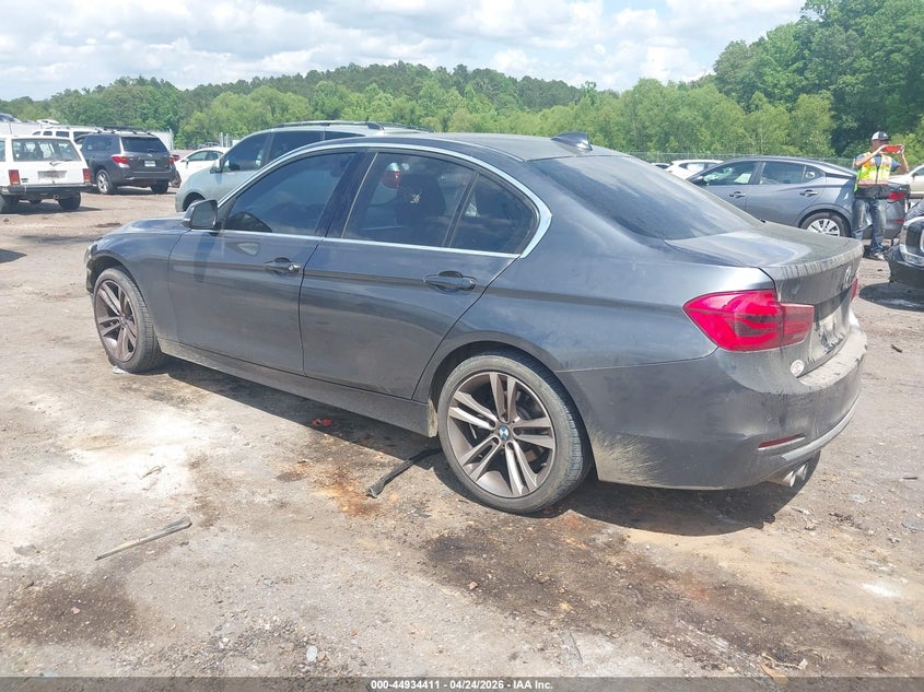 Vin: wba8b9c58jee80768, lot: 45431800, bmw 330i 20183