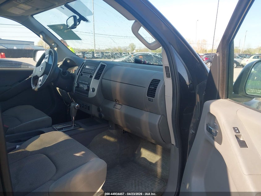 2012 Nissan Frontier Sv