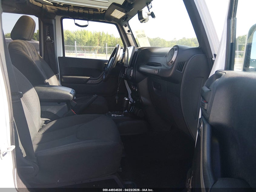 2014 JEEP WRANGLER UNLIMITED auction photo 5