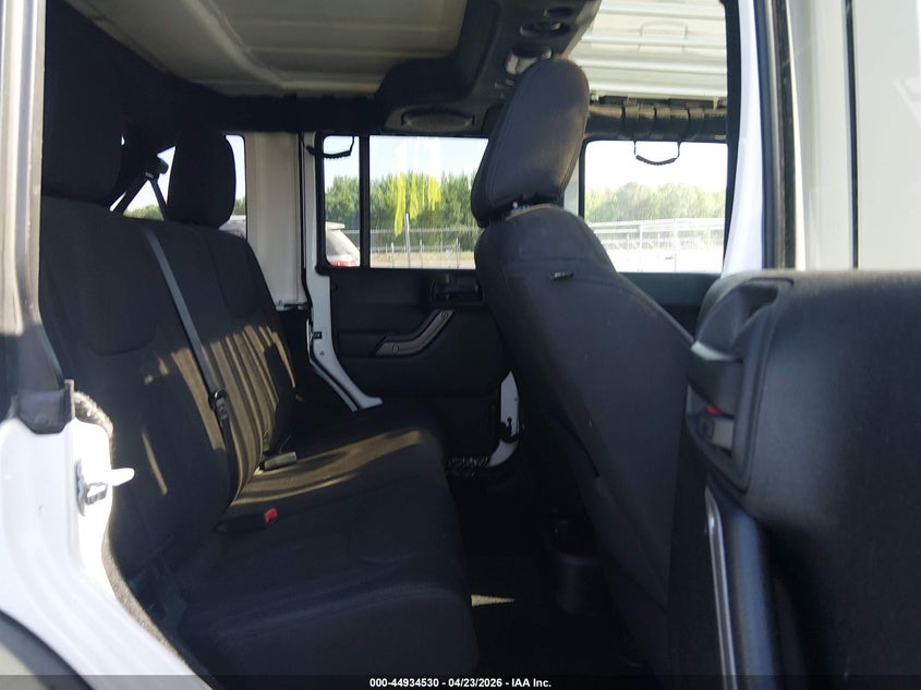 2014 JEEP WRANGLER UNLIMITED auction photo 8