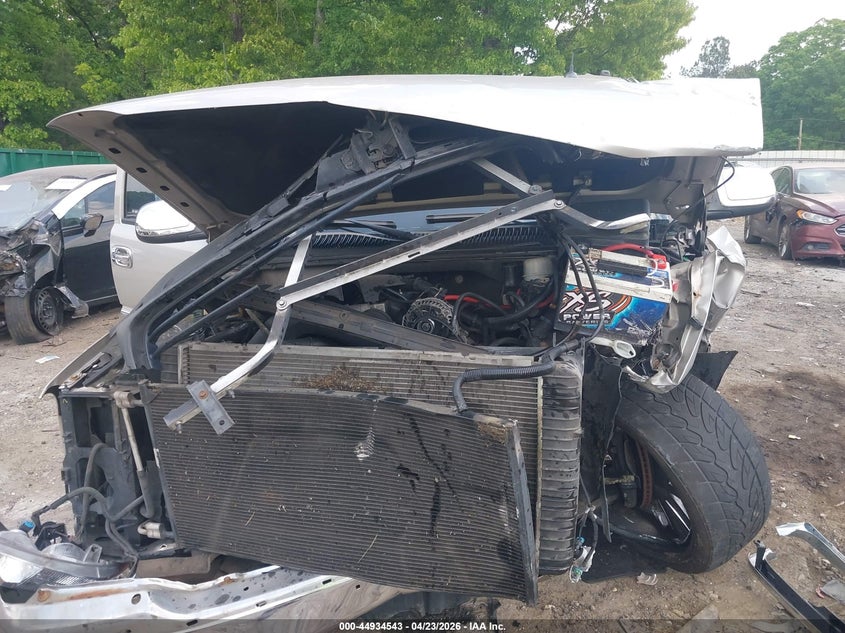 2005 GMC Yukon Sle VIN: 1GKEC13V55R120457 Lot: 44934543