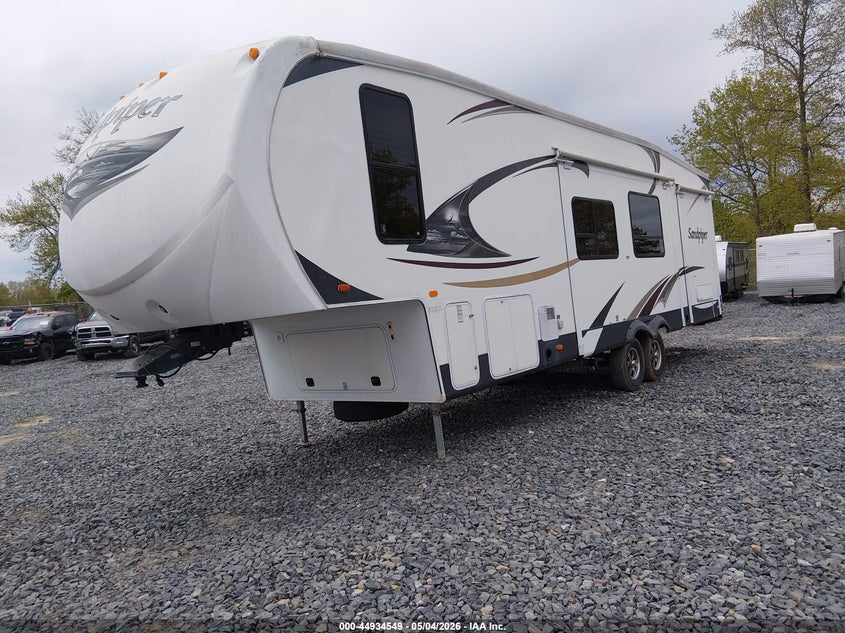4X4FSAH26DJ026970 2013 Forest River Sandpiper 32rl 5th Whl Travel Trailer photo 1
