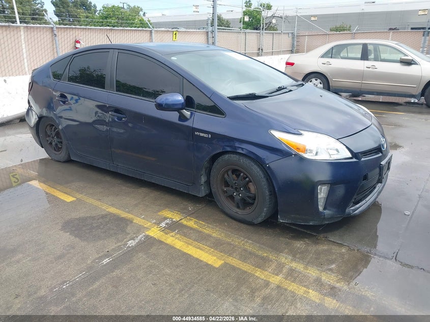 2014 Toyota Prius Two