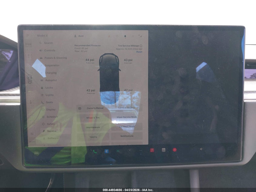 2022 Tesla Model X Plaid Tri Motor All-Wheel Drive VIN: 7SAXCBE60NF334443 Lot: 44934656