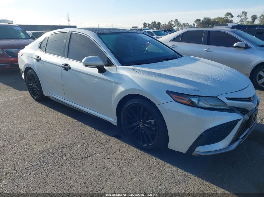 2022 TOYOTA CAMRY XSE