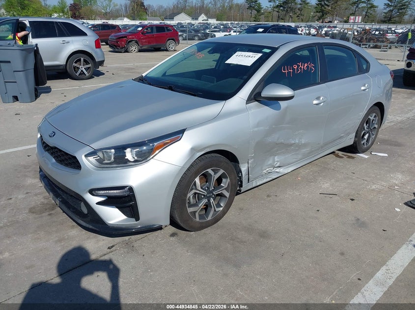 2019 Kia Forte Lxs 3KPF24AD8KE091879 photo 1