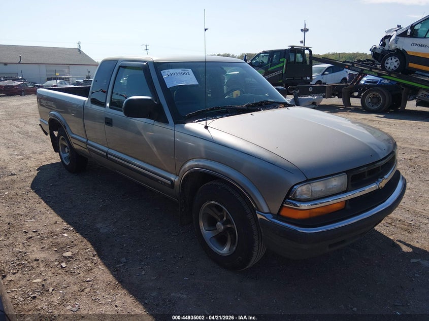 2002 Chevrolet S-10 Ls