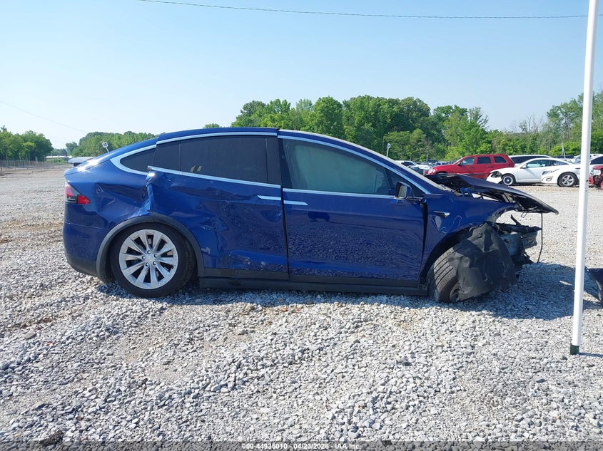 2020 Tesla Model X Long Range Dual Motor All-Wheel Drive/Long Range Plus Dual Motor All-Wheel Drive VIN: 5YJXCDE23LF269185 Lot: 44935010