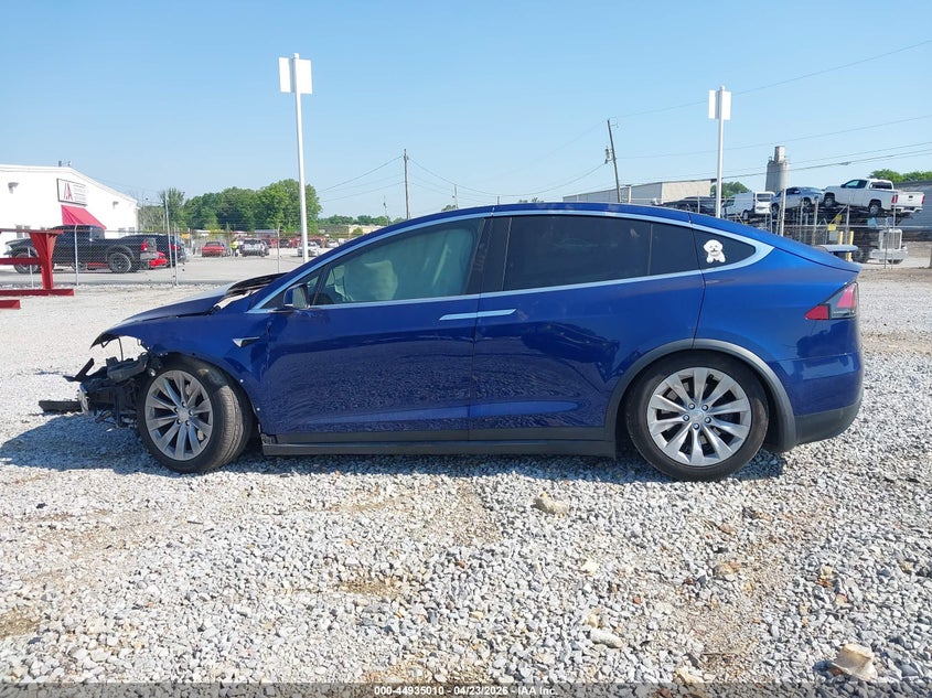 2020 Tesla Model X Long Range Dual Motor All-Wheel Drive/Long Range Plus Dual Motor All-Wheel Drive VIN: 5YJXCDE23LF269185 Lot: 44935010