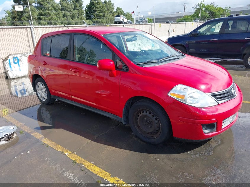 2012 Nissan Versa 1.8 S