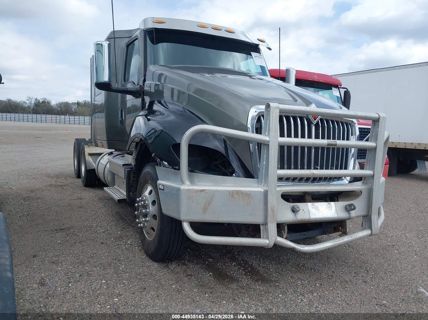 2019 International Lt