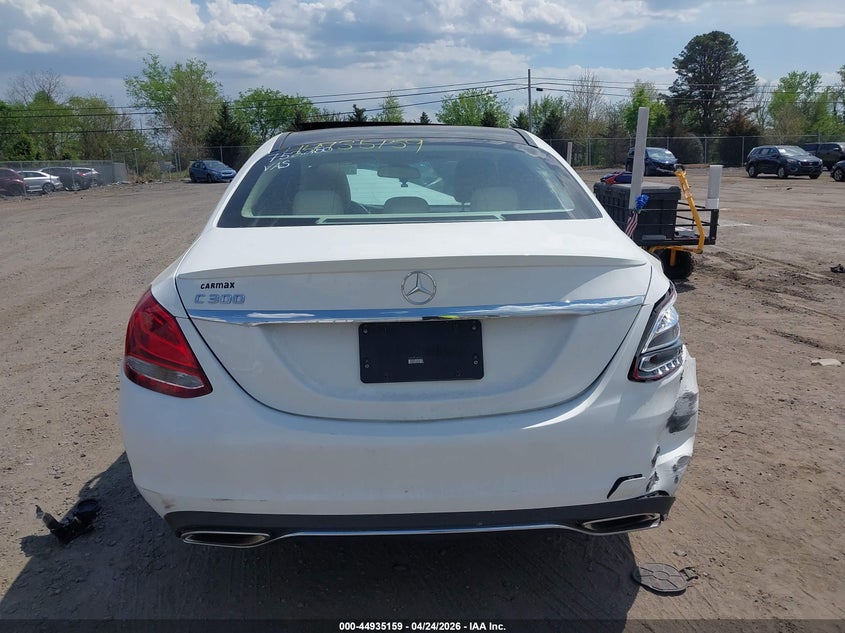 2017 MERCEDES-BENZ C 300 · Фото 16