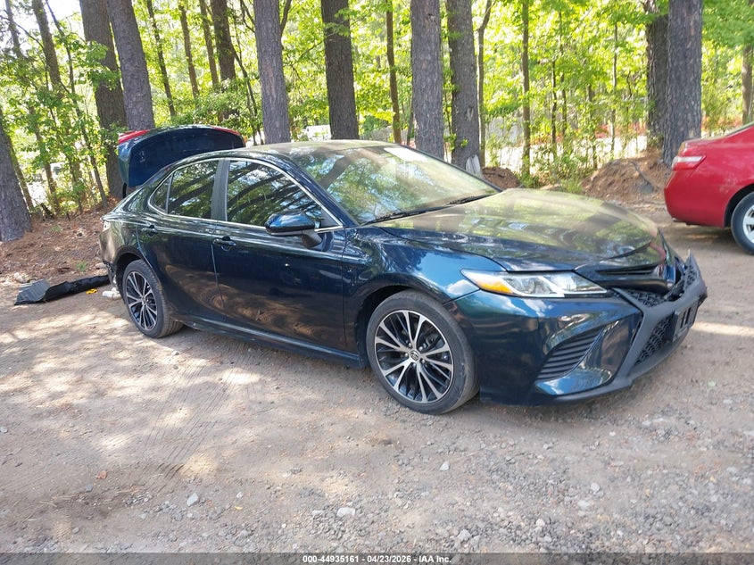 TOYOTA CAMRY 2020. Lot# 44935161. VIN 4T1G11AK6LU946386. Photo 1