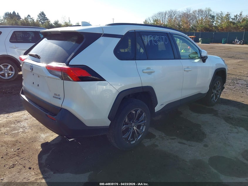 VIN JTMB6RFV2ND069397 2022 TOYOTA RAV4 HYBRID XLE PREMIUM