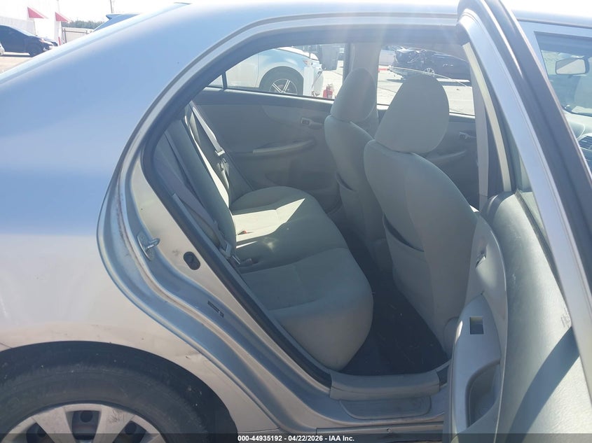 2010 Toyota Corolla 1.8 Le grey Lot 111044935192 Vin 1NXBU4EEXAZ318738