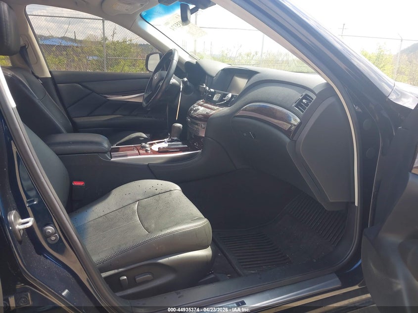 2016 Infiniti Q70L 3.7X