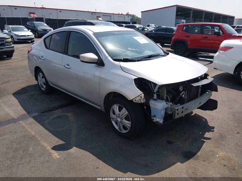 2017 NISSAN VERSA 1.6 SV