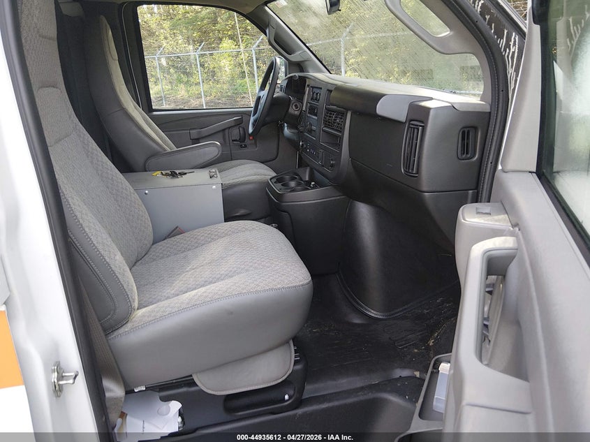 2025 Chevrolet Express Cargo Rwd 2500 Regular Wheelbase Wt