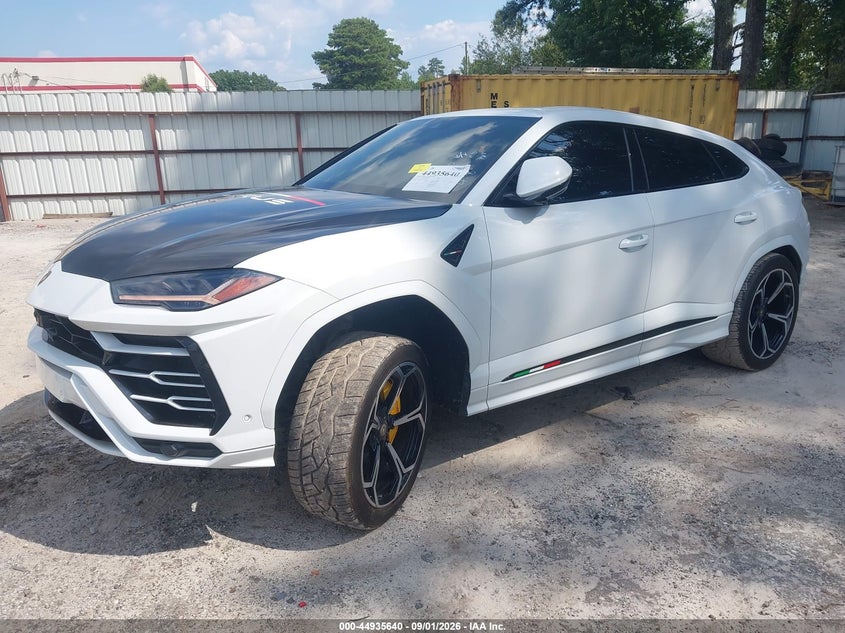 2020 LAMBORGHINI URUS auction photo 2