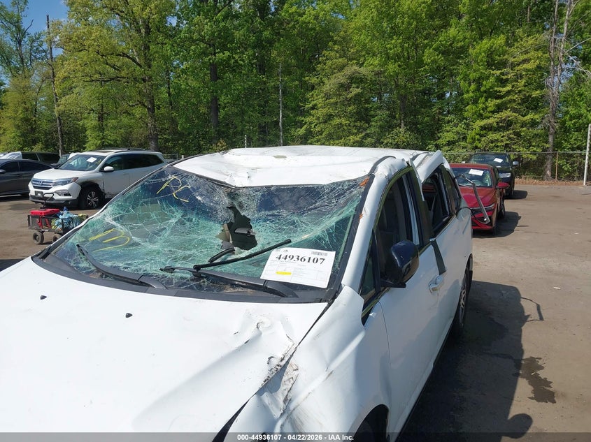 2013 HONDA ODYSSEY auction photo 6