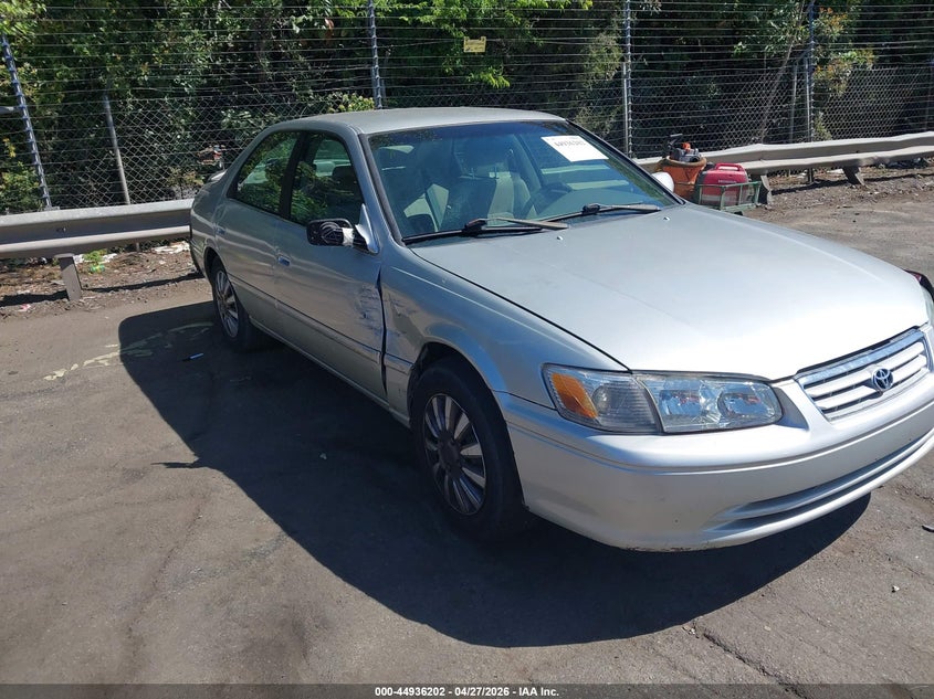 2000 Toyota Camry Le
