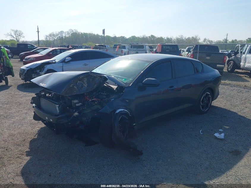 3KPFU4DE4SE096513 2025 KIA K4 EX photo 1