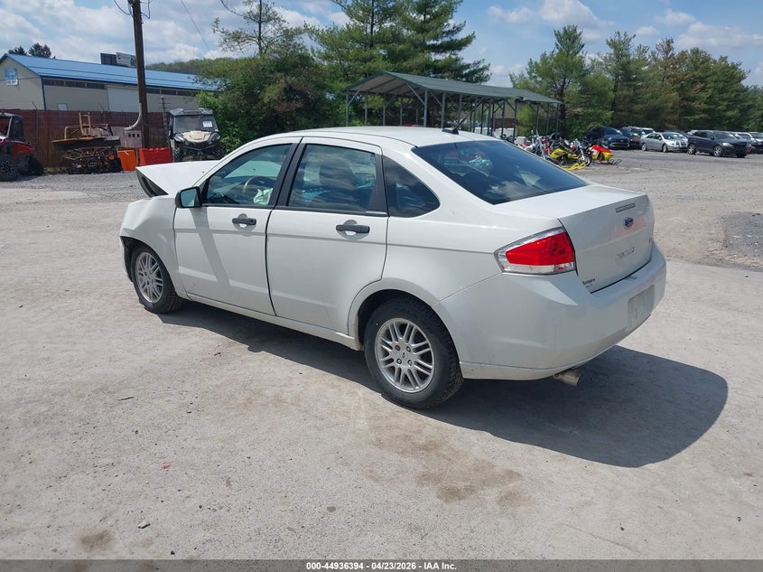 Vin: 1fahp3fn4bw199725, lot: 45433783, ford focus se 20113