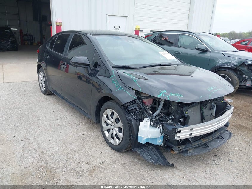 TOYOTA COROLLA LE 2021