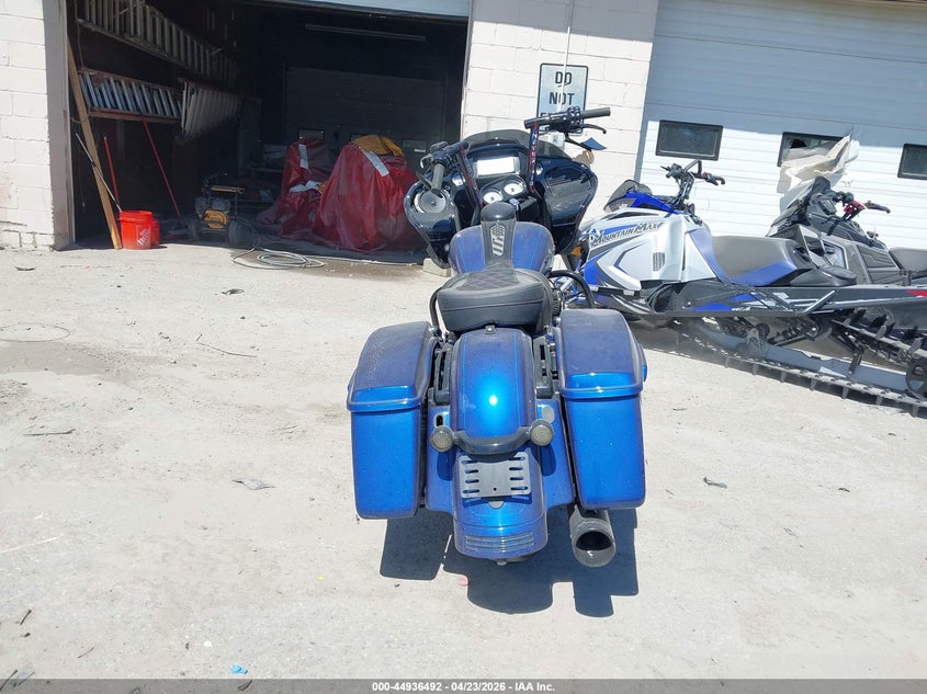 2015 Harley-Davidson Fltrxs Road Glide Special VIN: 1HD1KTM19FB703935 Lot: 44936492