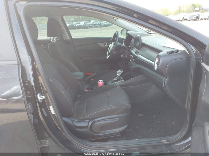 2021 KIA FORTE auction photo 5