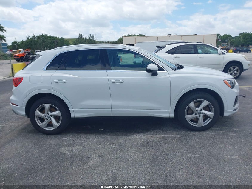 2020 Audi Q3 Premium 45 Tfsi Quattro Tiptronic VIN: WA1AECF37L1001969 Lot: 44936565