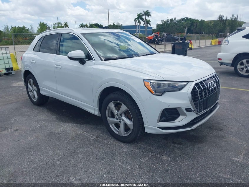 2020 Audi Q3 Premium 45 Tfsi Quattro Tiptronic