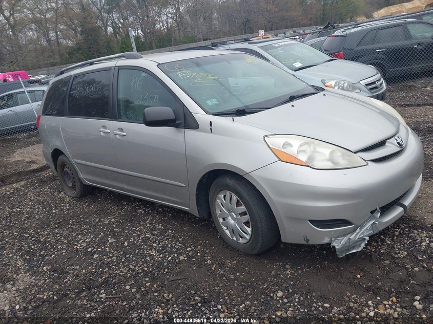 2008 Toyota Sienna Le