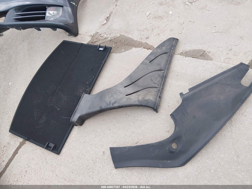 2019 Tesla Model S 100D/75D/Long Range/Standard Range VIN: 5YJSA1E29KF307273 Lot: 44937357