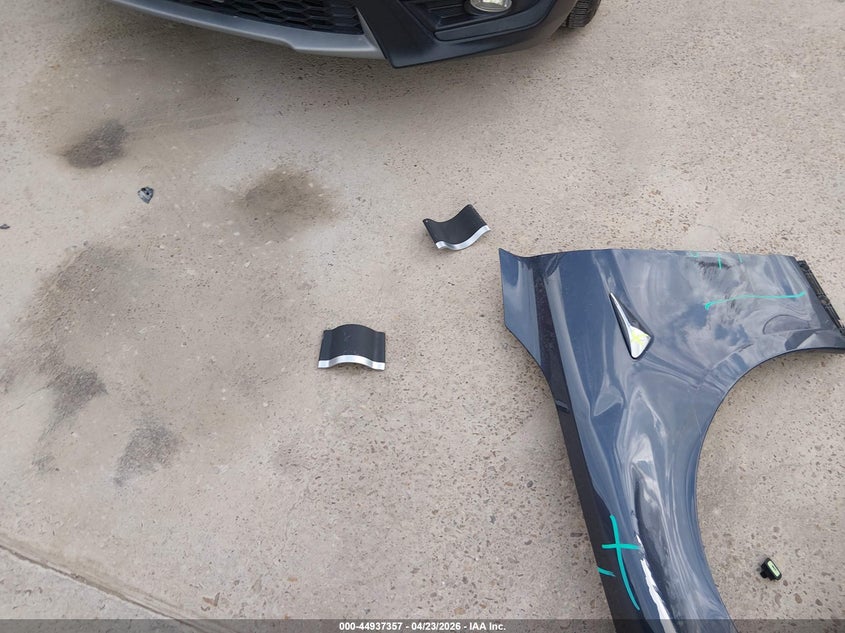 2019 Tesla Model S 100D/75D/Long Range/Standard Range VIN: 5YJSA1E29KF307273 Lot: 44937357