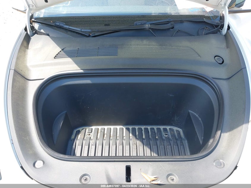 2021 Tesla Model Y Long Range Dual Motor All-Wheel Drive VIN: 5YJYGDEE9MF204846 Lot: 44937397