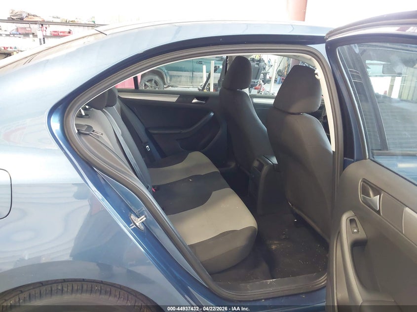 2018 VOLKSWAGEN JETTA auction photo 8